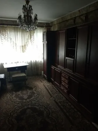 Продам 4-х комнатную квартиру в г. Харцызске, Черёмушки , ул. Клары Цеткин Харцызск