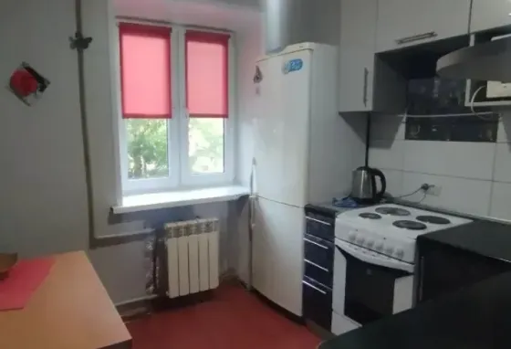 Сдам 2-х комнатную квартиру на Красной Звезде Макеевка