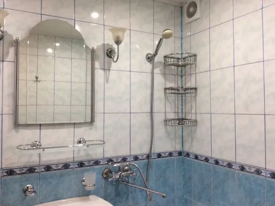 Продам 2-х ком. кв. Раздольная. Клеопатра. Документы готовы. Донецк