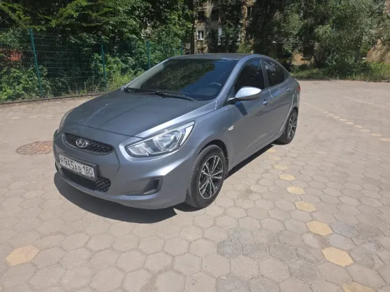 Продам HYUNDAI ACCENT 2018г.в. Донецк