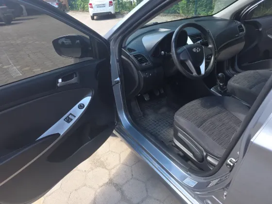 Продам HYUNDAI ACCENT 2018г.в. Донецк