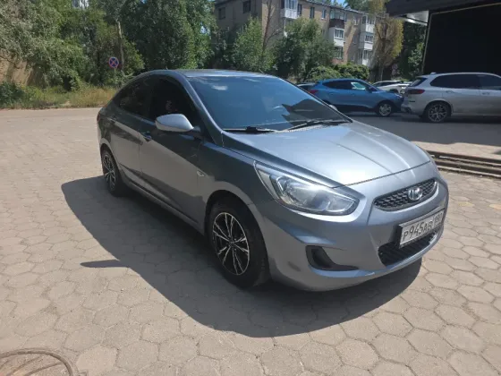 Продам HYUNDAI ACCENT 2018г.в. Донецк