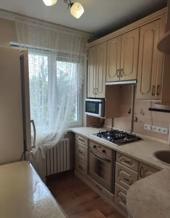 Продам 2ком Макеевка Даки кв-л Шахтёрский Макеевка