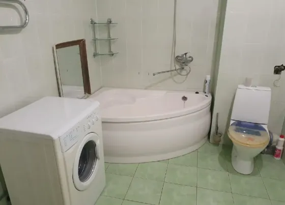 Продам 3ком 96м² Цветочный, Буденновский район Донецк