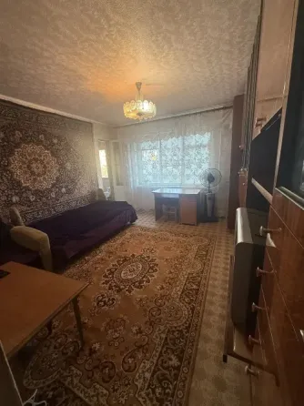 Продам 2ком Текстильщик 92 школа Донецк