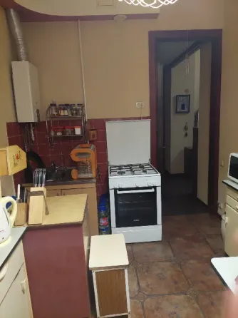 Сдам 3к квартиру в районе площади Ленина Донецк
