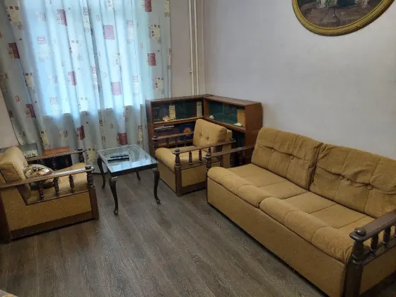 Сдам 3к квартиру в районе площади Ленина Донецк