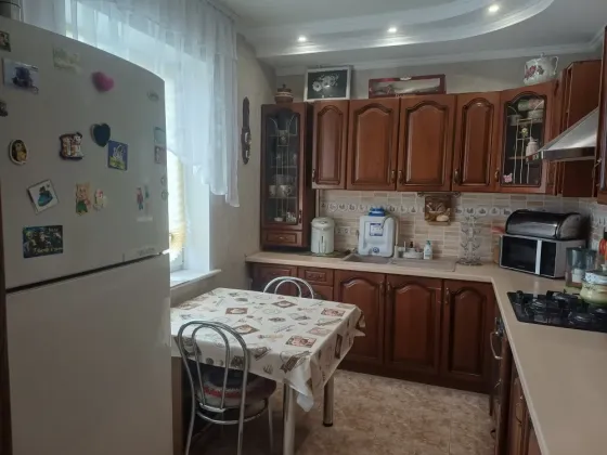 Продам 3-х комн. квартиру, Донской Донецк