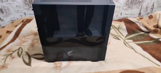 Aorus C300 Glass Макеевка