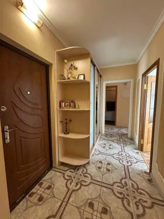 Продам 2к. квартиру на Донском Донецк