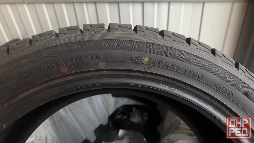 Продам комплект зимней резины, YOKOHAMA 275/45 R21 , цена 40 тыс.руб. Снежное - изображение 3