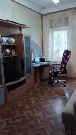 Продам 2х ком кв Ленинский район, Оцкб 45 школа , Сталинка. Донецк