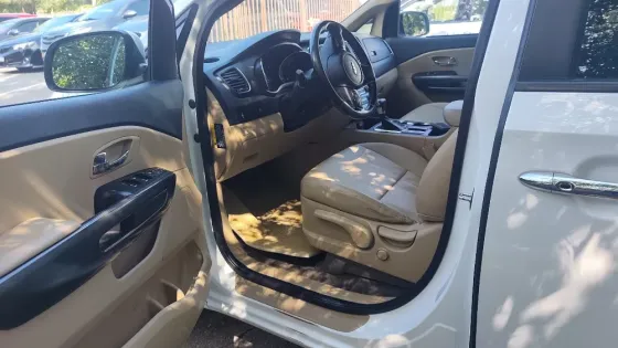 Kia Carnival 3. 2019 год. Находится в Донецке. Донецк