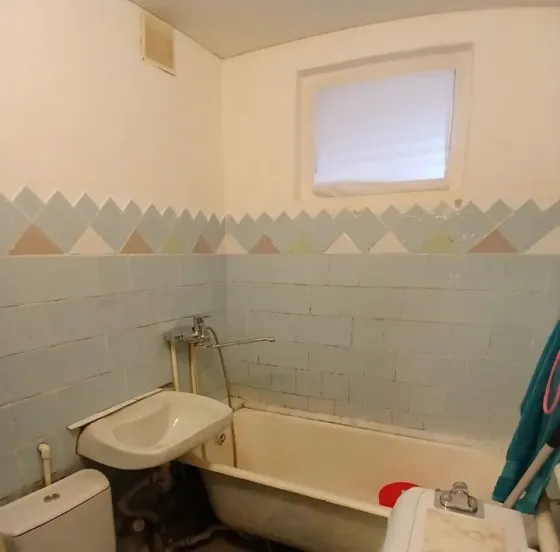 сдаю двухкомнатную квартиру 45.0 м² этаж 2/5 Донецк