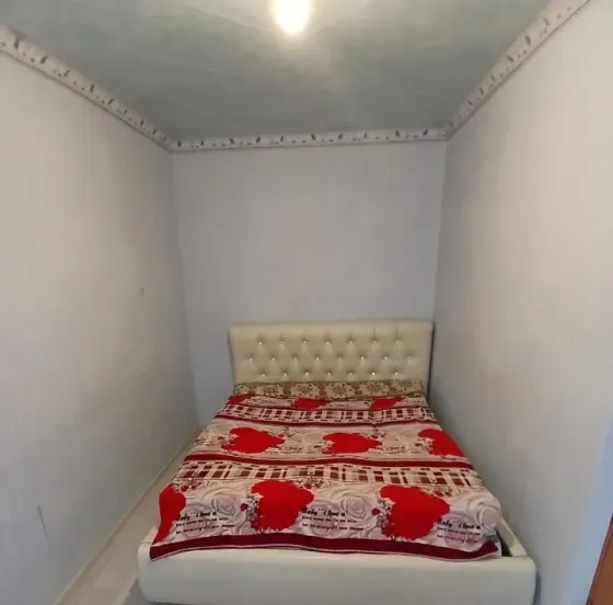 сдаю двухкомнатную квартиру 45.0 м² этаж 2/5 Донецк