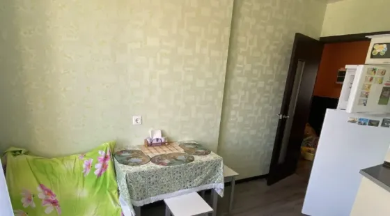 1 комнатная квартира площадью 34кв.м. расположена в Калининском районе, Пр-кт. Ильича 32 Донецк