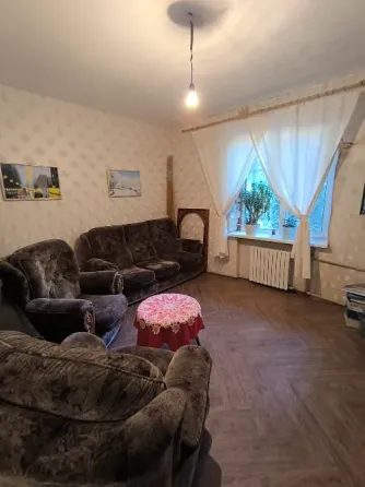 Продам крупногабаритную 2-х к квартиру,, Гвардейка, 12-й магазин, ул. Репина. Макеевка