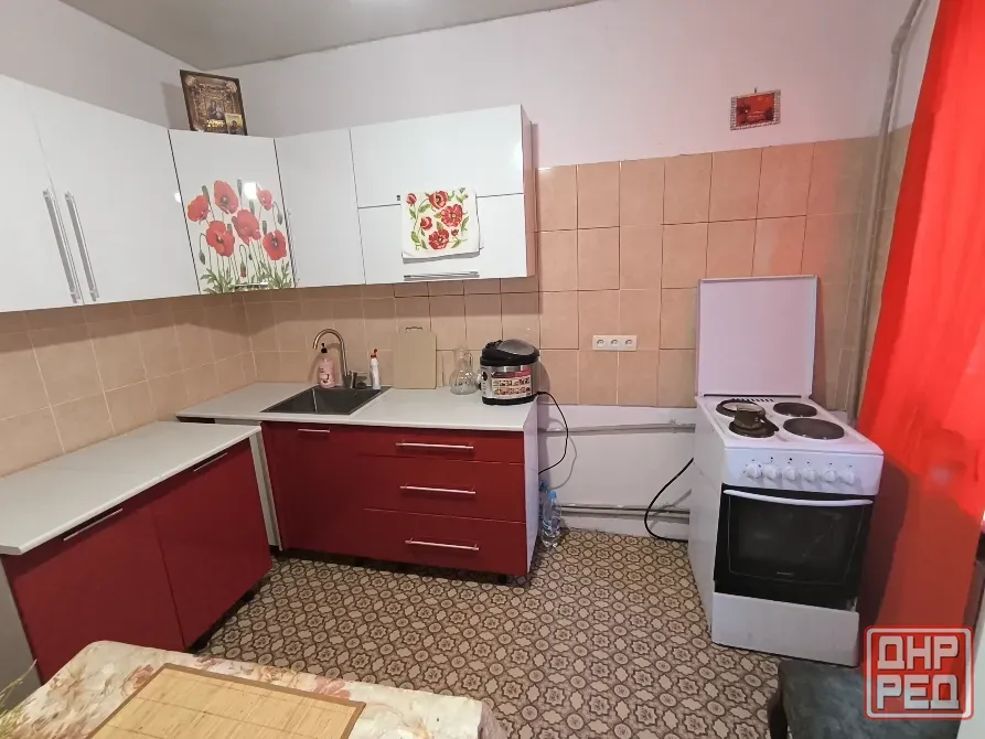 Продам крупногабаритную 2-х к квартиру,, Гвардейка, 12-й магазин, ул. Репина. Макеевка - изображение 1