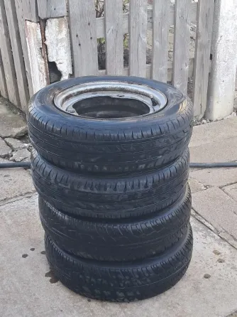 Продам шины летние и зимние Донецк
