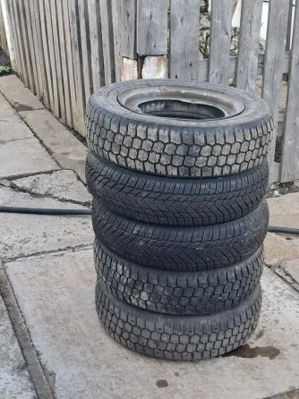 Продам шины летние и зимние Донецк