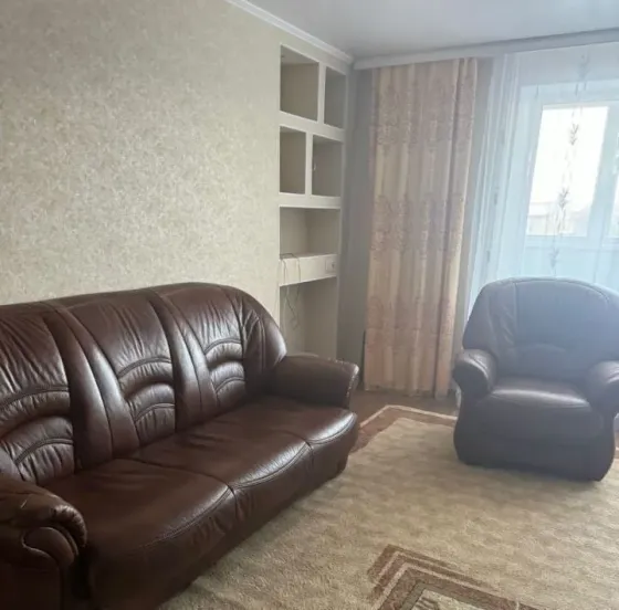 Сдаю трехкомнатную квартиру 60.0 м² Петровский район Донецк
