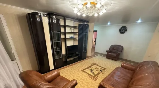Сдаю трехкомнатную квартиру 60.0 м² Петровский район Донецк