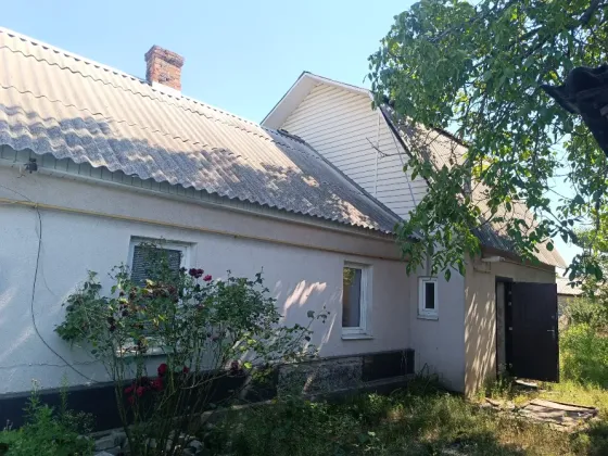 Дом в двух уровнях с мансардой,Соловки Донецк