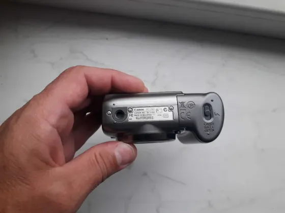 Цифровой фотоаппарат Canon A590is с оптической стабилизацией Донецк