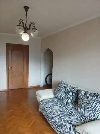 Продам 3 комнатную квартиру цирк Донецк