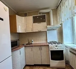 Сдам 2-х комнатную квартиру в Центре Макеевки Макеевка