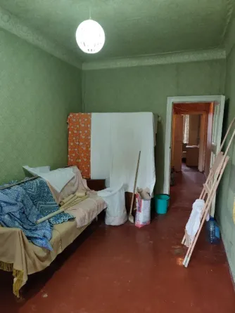 Продам 2-х комнатную квартиру в Пролетарском районе ( Сталинка). Донецк