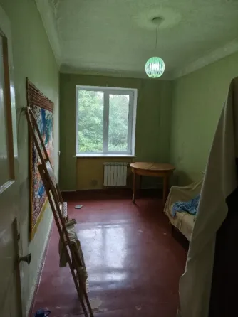 Продам 2-х комнатную квартиру в Пролетарском районе ( Сталинка). Донецк