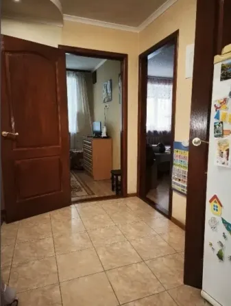 продажа 2к парк строитель, калининский Донецк