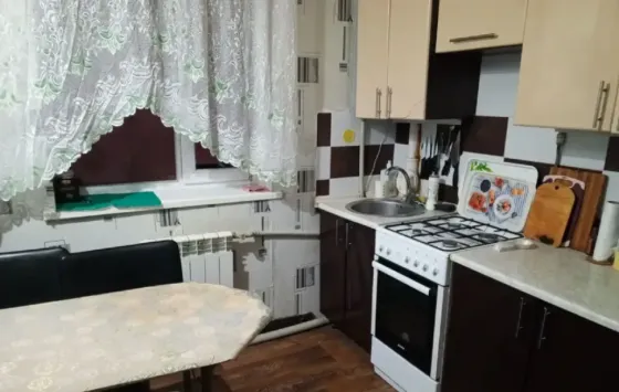 Сдам 2-х комнатную квартиру на Зеленом в районе Танка Макеевка