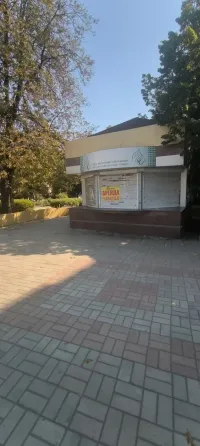 Предлагается в аренду отдельно стоящее помещение в Макеевке, ул. Московская, ориентир-кафе Арлекино Макеевка
