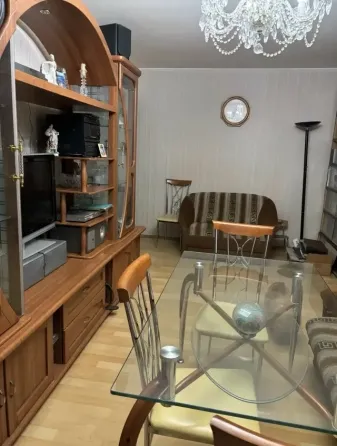 Продается 3-х комн. кв-ра г.Донецк, Калининский район Донецк