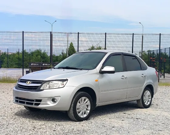 LADA Granta 1.6 AT, 2013, 111 000 км Донецк