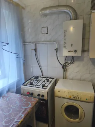 Продам 3х комнатную квартиру в районе цирка Донецк