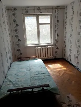 1 к кв 42 м2 2\5 макеевка центрально городской рн черемушки кврт химик 2.3 млн руб Макеевка