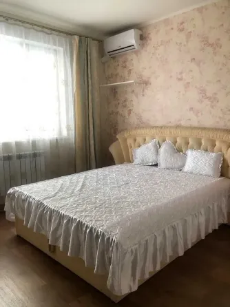 Сдаю двухкомнатную квартиру в Ленинском районе Донецка Донецк
