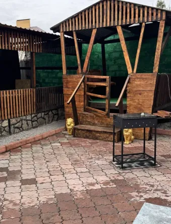 Сдается дом посуточно с чаном, баней, бассейном в Калининском районе. Все удобства Донецк
