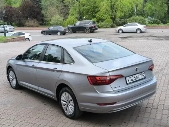 Продам Volkswagen Jetta в идеальном состоянии Енакиево