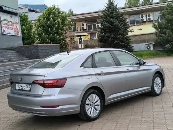Продам Volkswagen Jetta в идеальном состоянии Енакиево