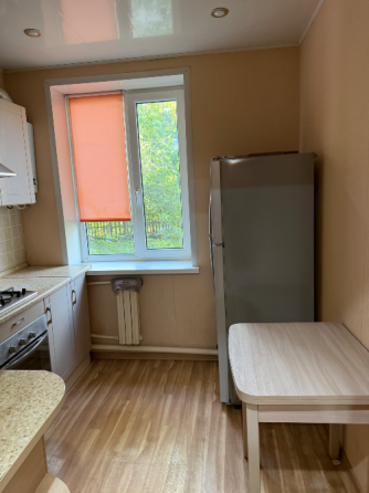 Продажа 2 ком.кв сталинки на Петровке Донецк