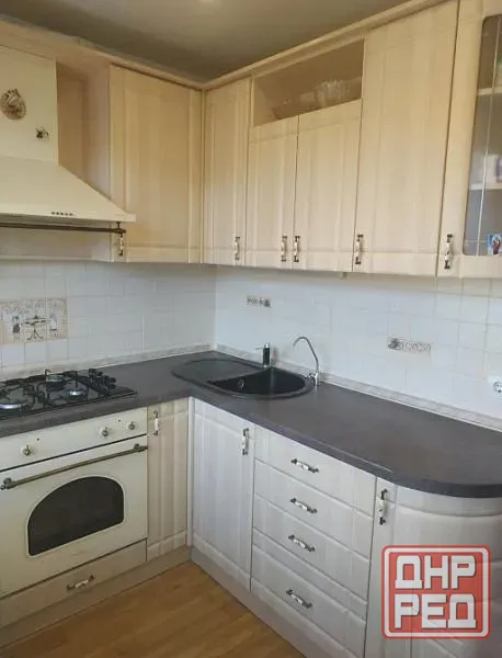 3-комнатная квартира,6/9,70м2,Ворошиловский р-н,Крытый рынок.Цена 10млн Донецк - изображение 2