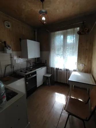 Продам 2-х комнатную сталинку в Будённовском районе (Южэлектросетьстрой) Донецк