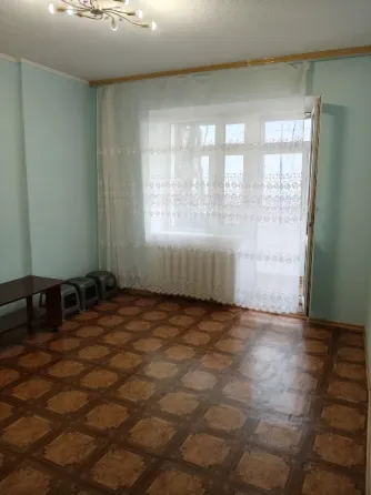 Срочно продам 1-но комнатную квартиру в Ленинском районе ( Голубой -1) Донецк