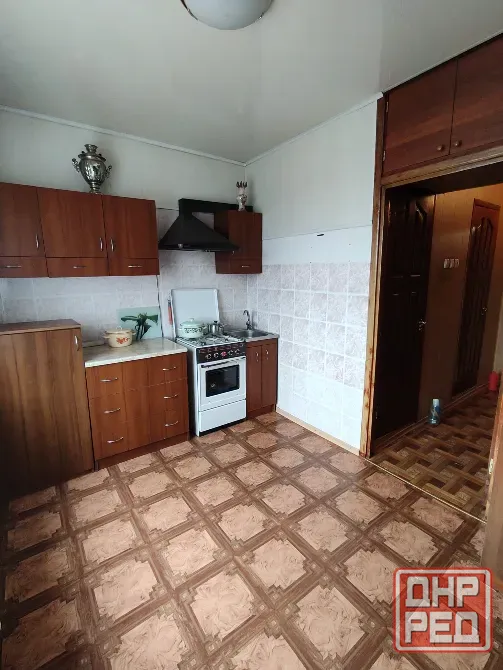 Срочно продам 1-но комнатную квартиру в Ленинском районе ( Голубой -1) Донецк - изображение 1