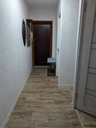 Сдам двухкомнатную квартиру в Калининском районе, ориентир университет им. Туган-Барановского Донецк