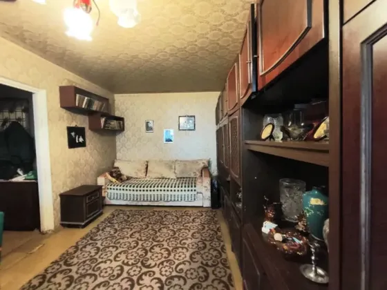 Продам 2 комнатную квартиру цирк Донецк